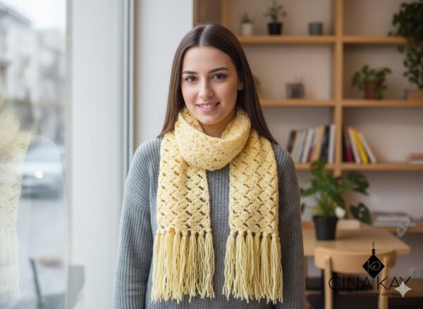 κίτρινο κασκόλ με πλάγια πλέξη