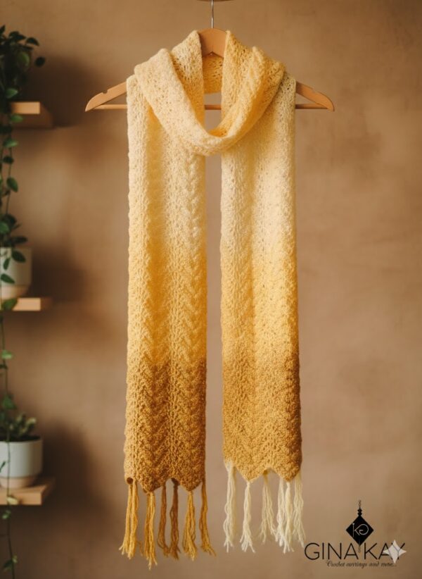 κίτρινο κασκόλ με σχέδιο